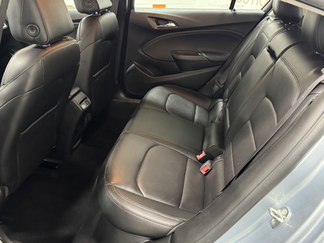 Vehicle image 13 of 36