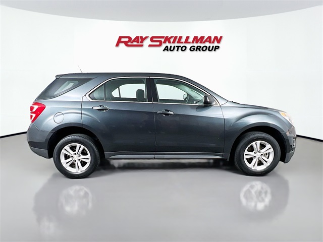 Vehicle image 4 of 37