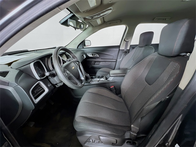 Vehicle image 33 of 37