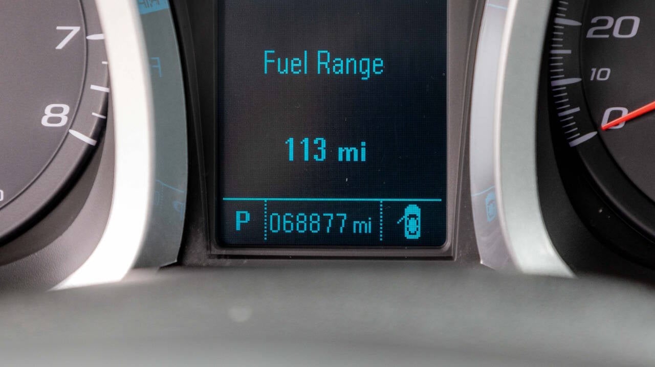 Vehicle image 15 of 21