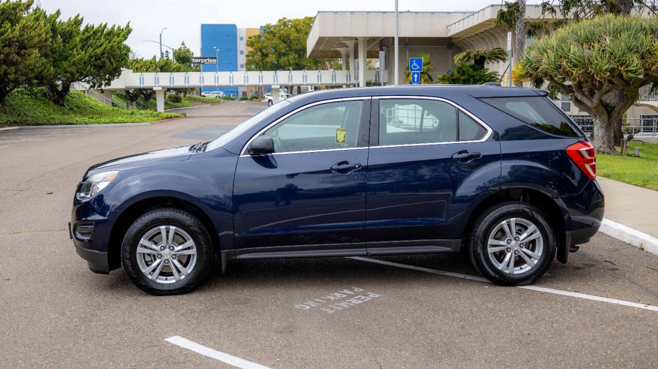 Vehicle image 10 of 21
