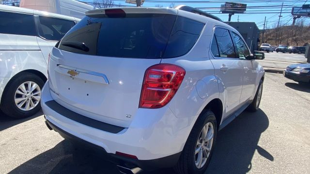 Vehicle image 5 of 32