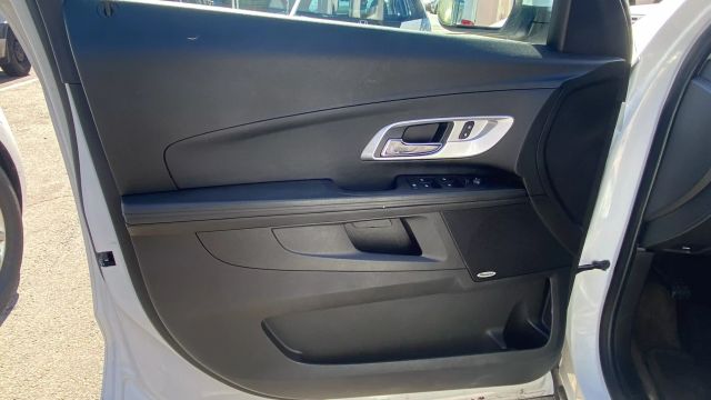 Vehicle image 20 of 32