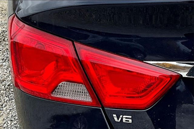 2017 Chevrolet Impala LT Image 29 of 31