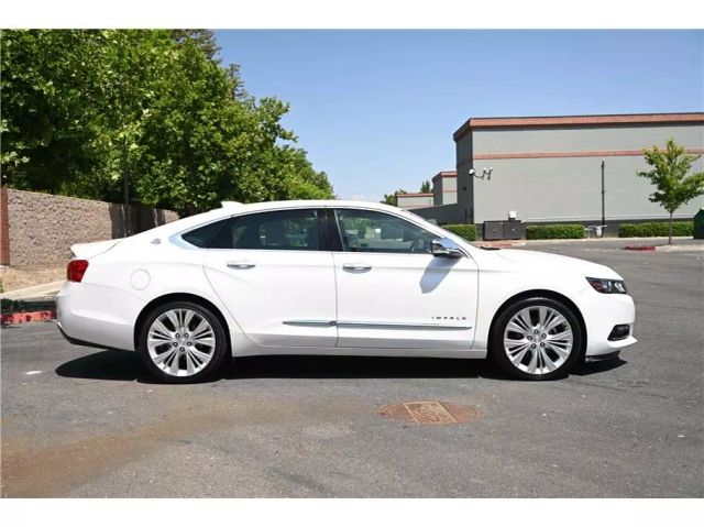 Vehicle image 4 of 34