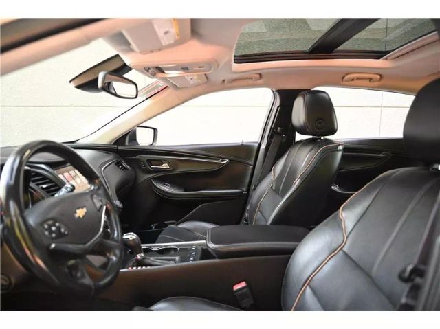 Vehicle image 20 of 34