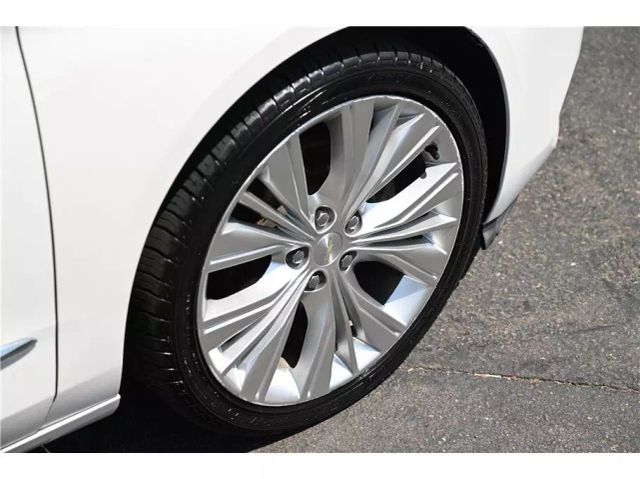 Vehicle image 9 of 34