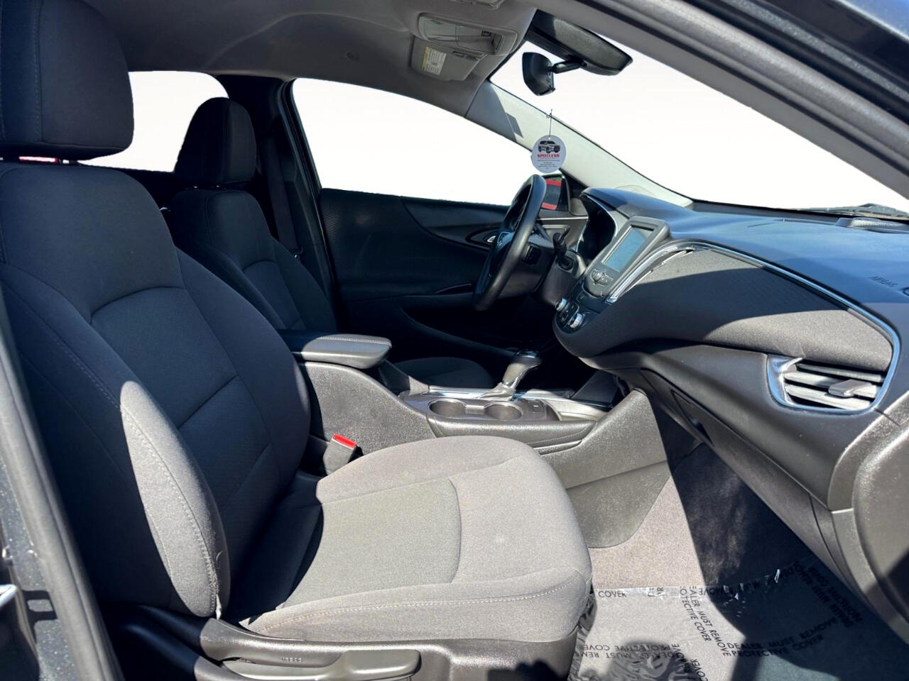 Vehicle image 19 of 27