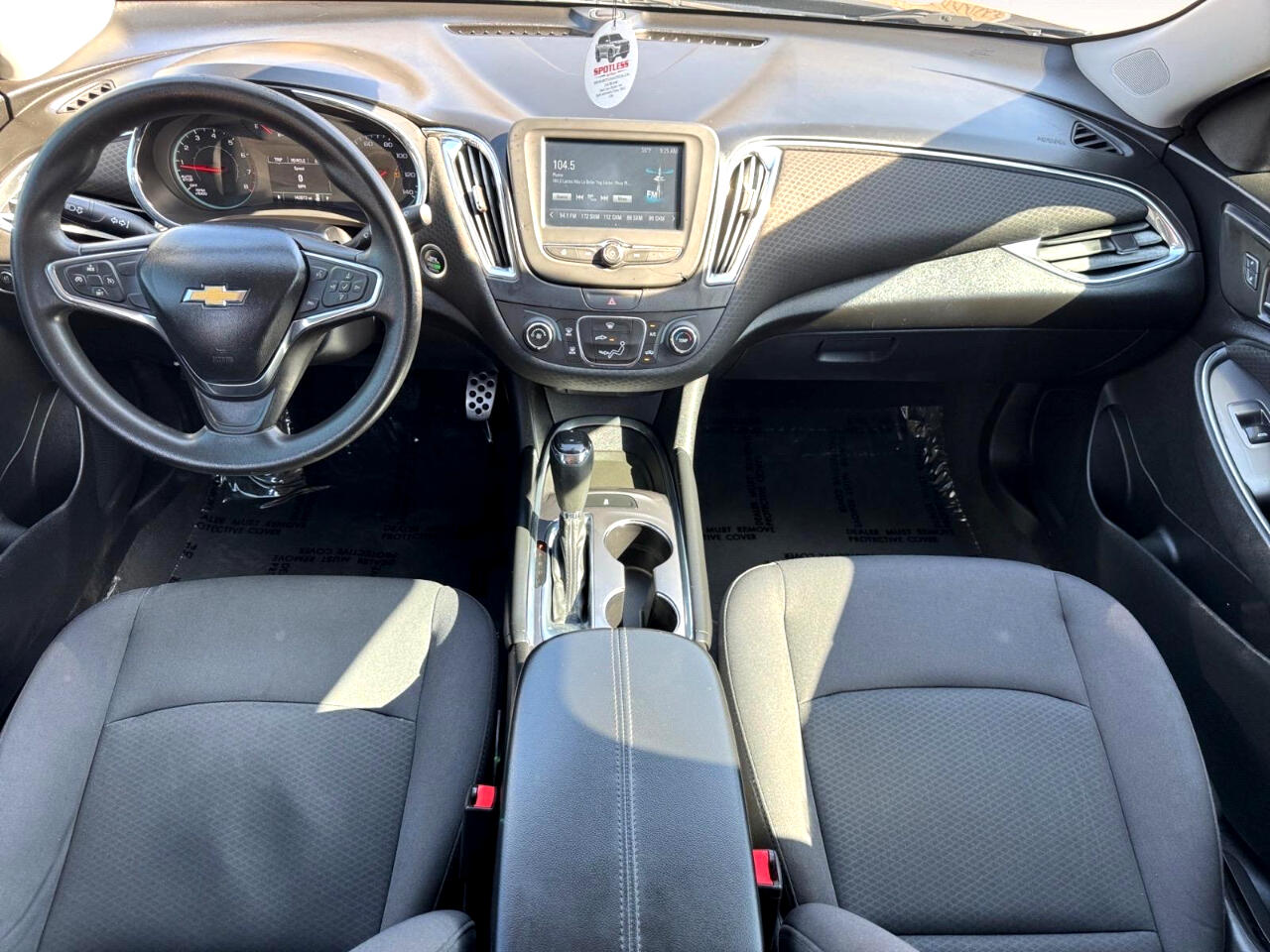 Vehicle image 23 of 27