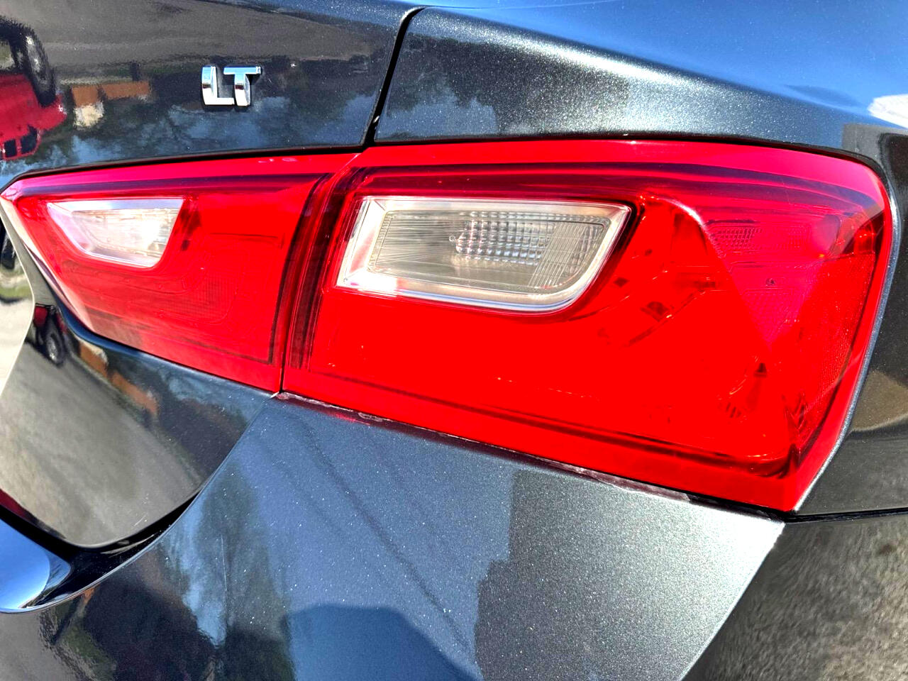 Vehicle image 13 of 27