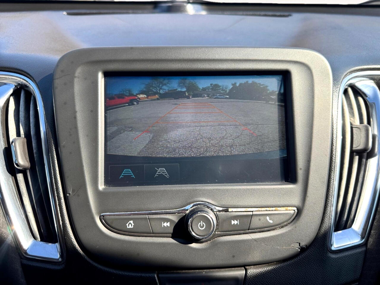 Vehicle image 22 of 27