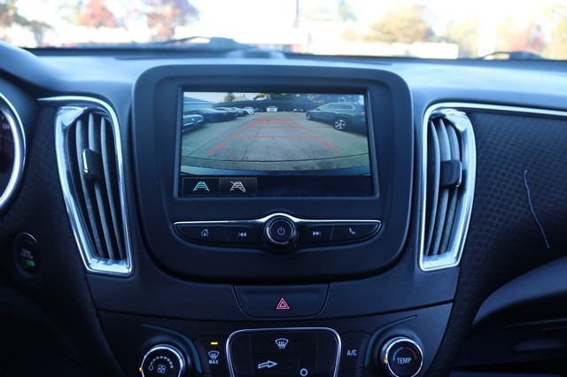 2017 Chevrolet Malibu LT Image 16 of 16