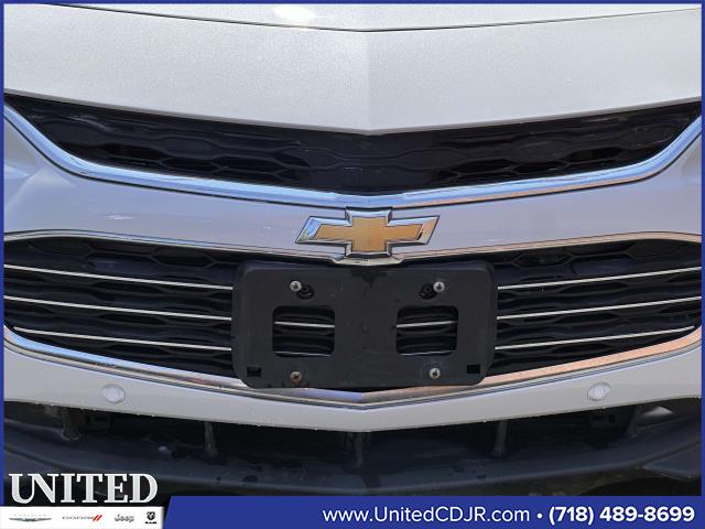 Vehicle image 9 of 30