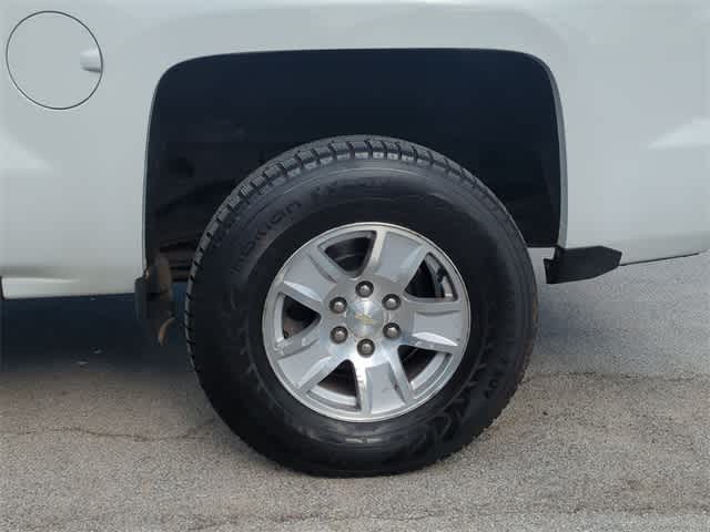 Vehicle image 14 of 35