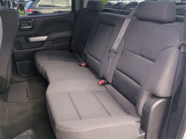 Vehicle image 20 of 35