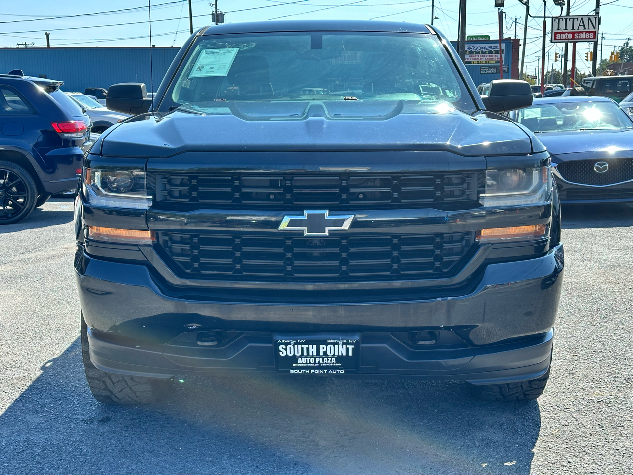 2017 Chevrolet Silverado 1500 Custom Image 3 of 26