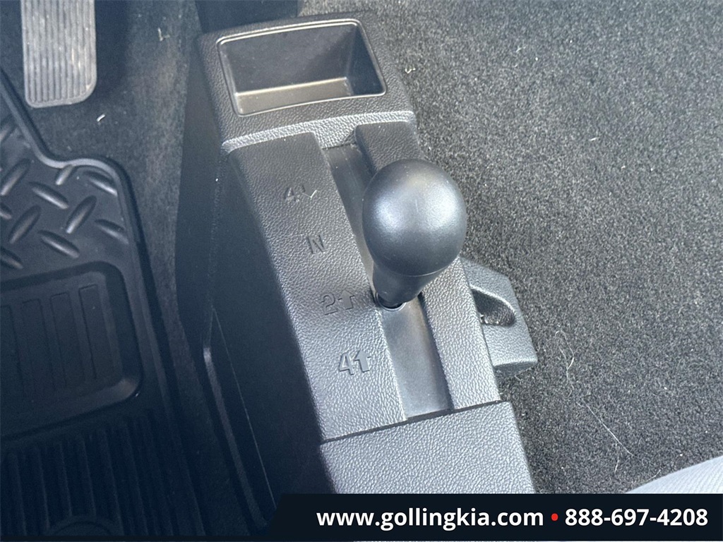 2017 Chevrolet Silverado 1500 Custom Image 26 of 30