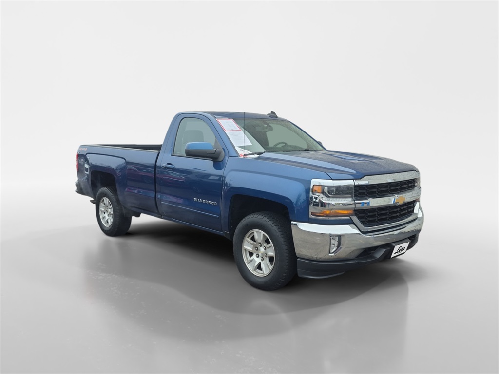 2017 Chevrolet Silverado 1500 LT Image 3 of 24