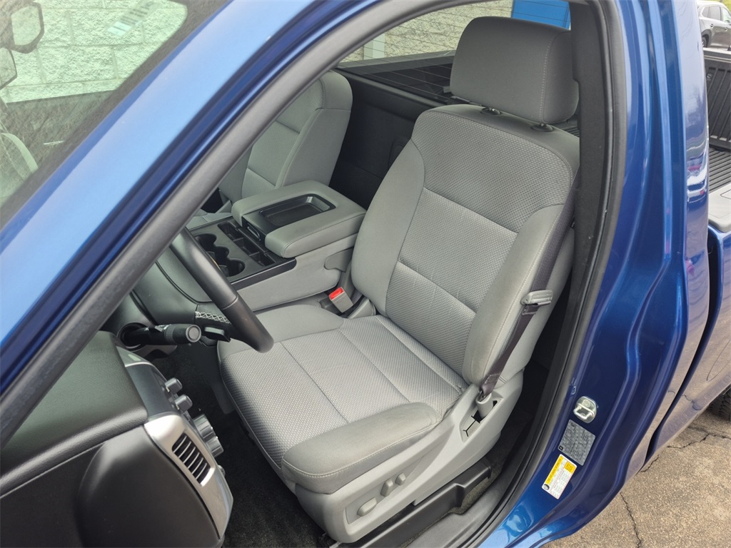 2017 Chevrolet Silverado 1500 LT Image 13 of 24