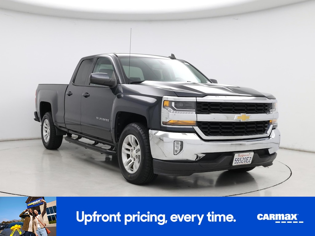 2017 Chevrolet Silverado 1500 LT Image 3 of 23