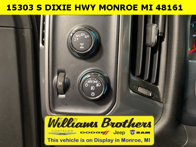 2017 Chevrolet Silverado 1500 LT Image 5 of 28