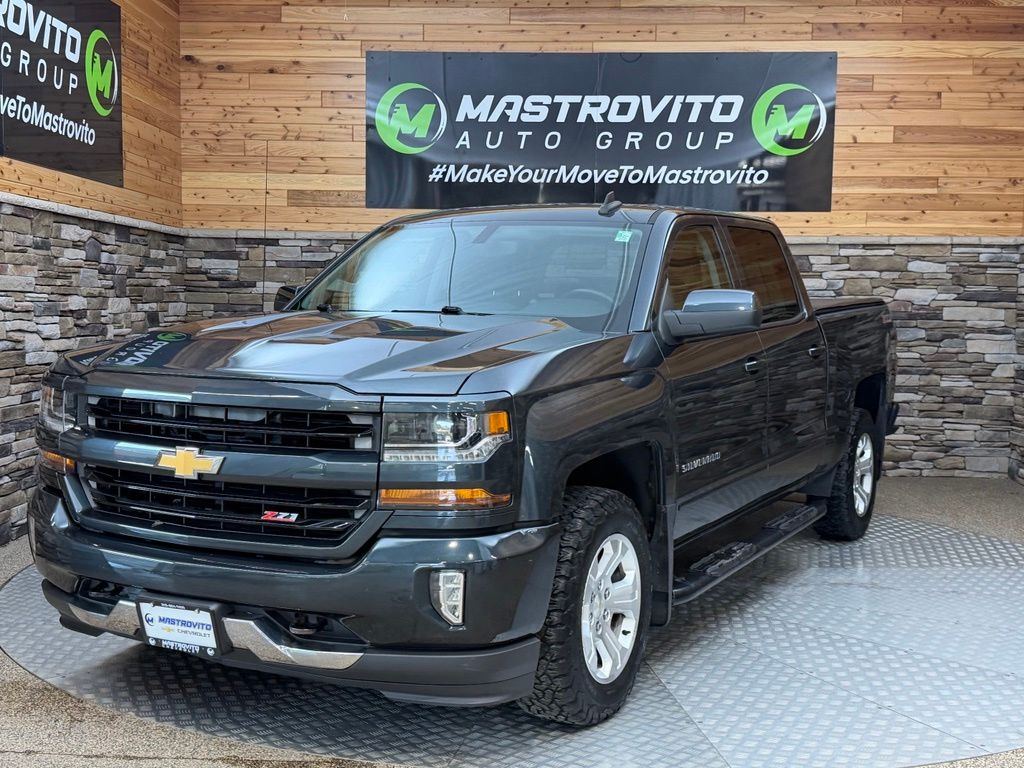 2017 Chevrolet Silverado 1500 LT Image 1 of 35