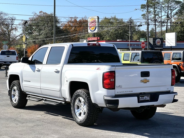2017 Chevrolet Silverado 1500 LT Image 7 of 33