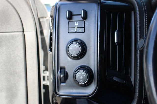 2017 Chevrolet Silverado 1500 LTZ Image 29 of 53