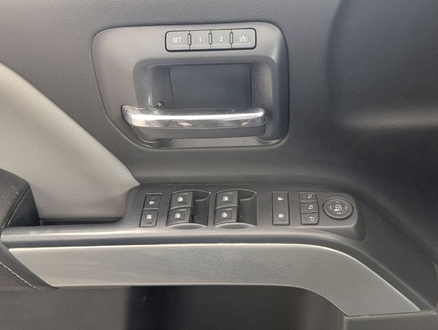 2017 Chevrolet Silverado 1500 LTZ Image 29 of 35