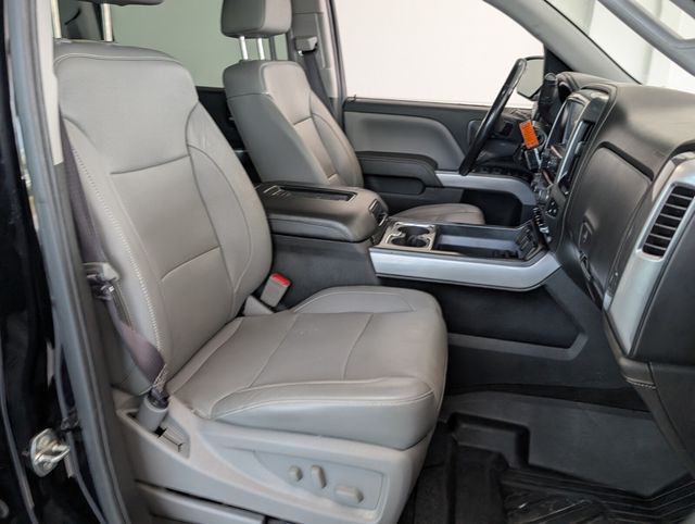 2017 Chevrolet Silverado 1500 LTZ Image 7 of 35