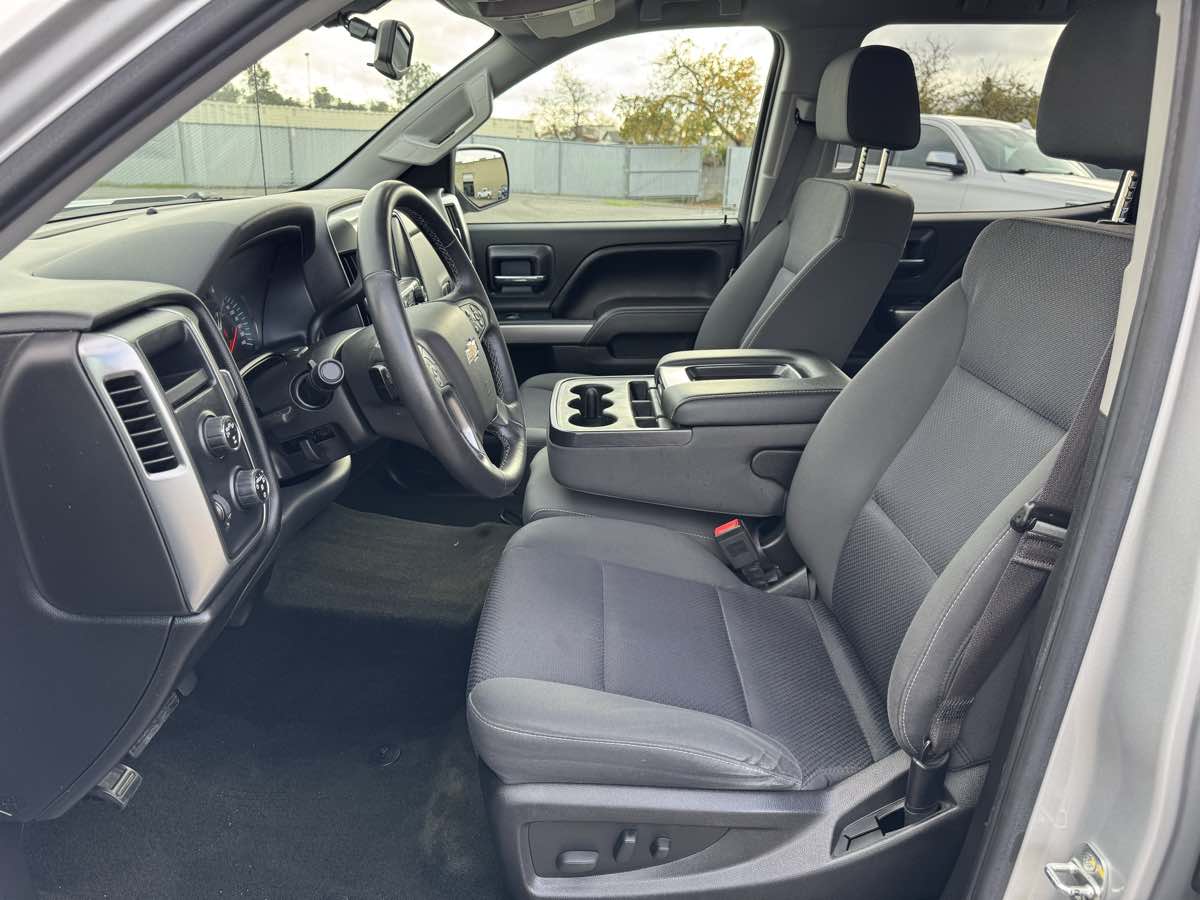 2017 Chevrolet Silverado 1500 LT Image 23 of 40