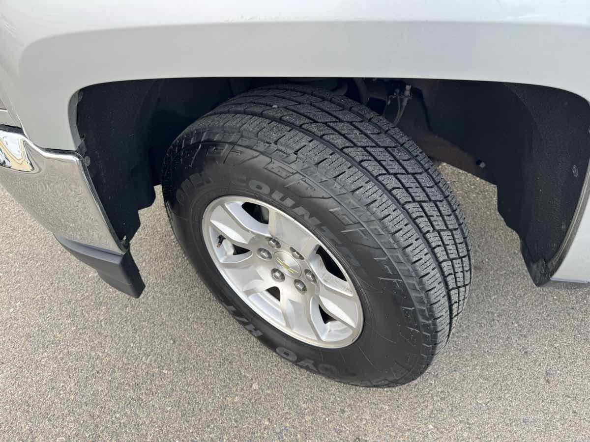 2017 Chevrolet Silverado 1500 LT Image 18 of 40