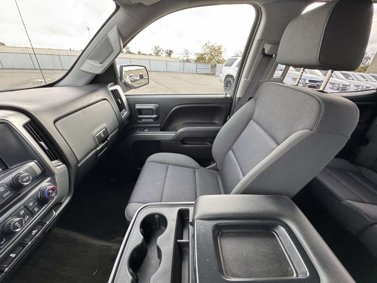 2017 Chevrolet Silverado 1500 LT Image 27 of 40