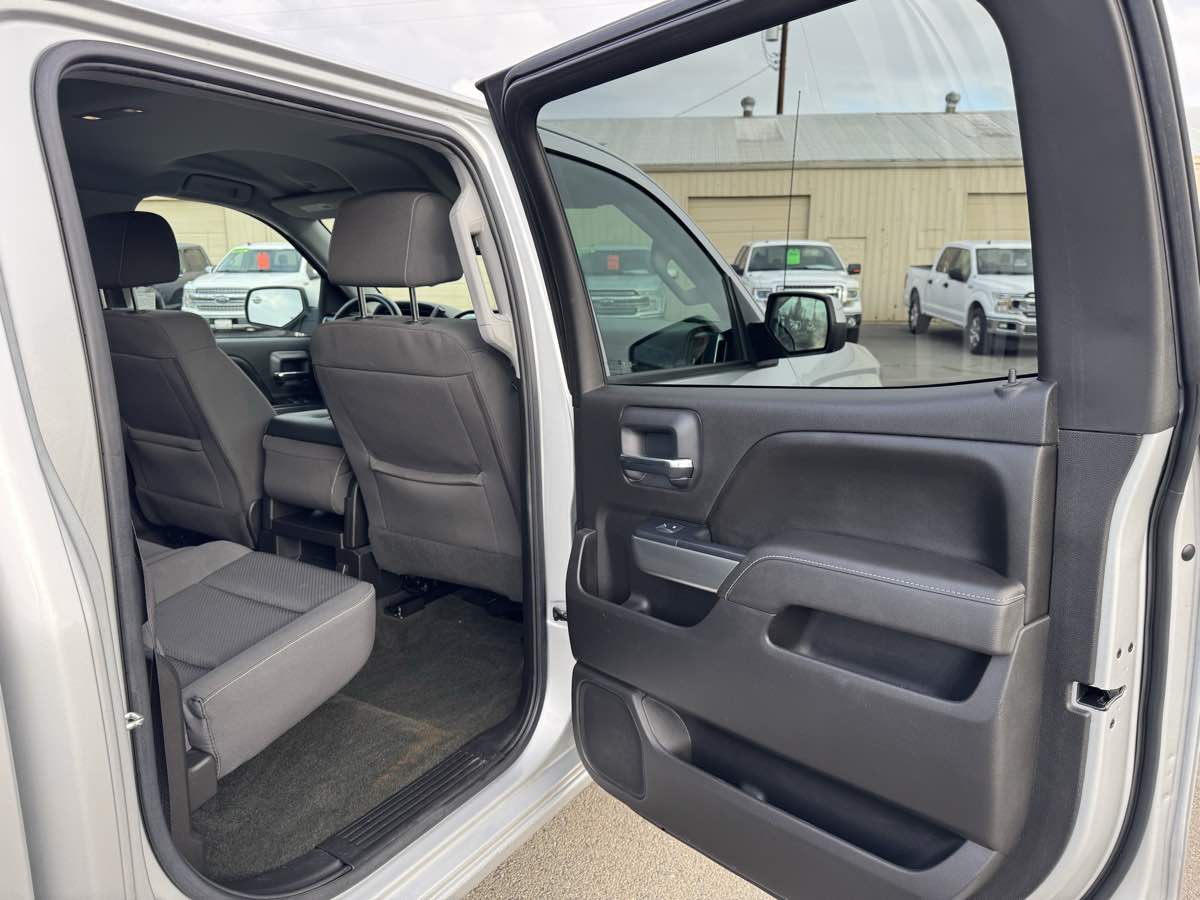 2017 Chevrolet Silverado 1500 LT Image 24 of 40