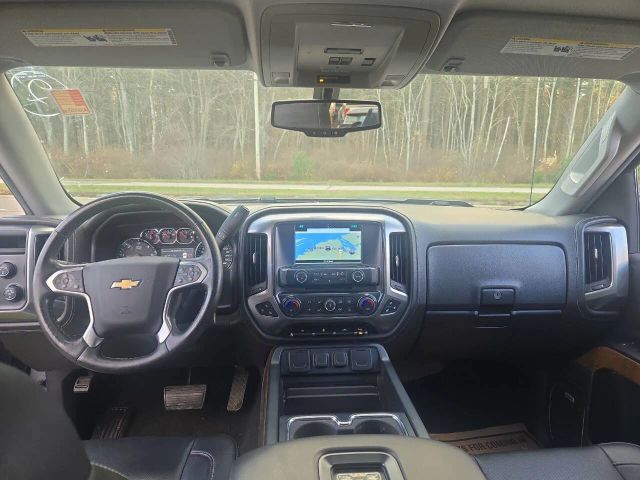 2017 Chevrolet Silverado 1500 LTZ Image 16 of 26