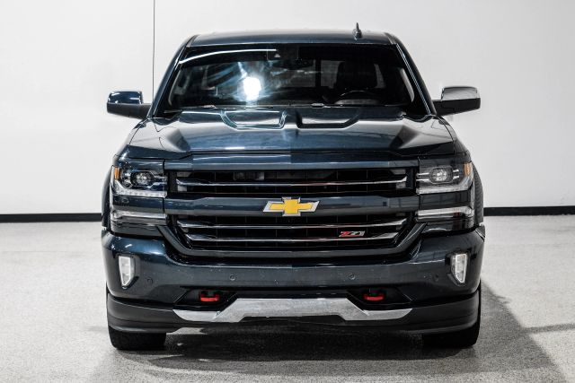 2017 Chevrolet Silverado 1500 LTZ Image 4 of 64