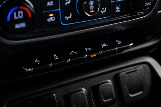 2017 Chevrolet Silverado 1500 LTZ Image 52 of 64