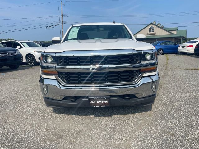 2017 Chevrolet Silverado 1500 LT Image 3 of 47