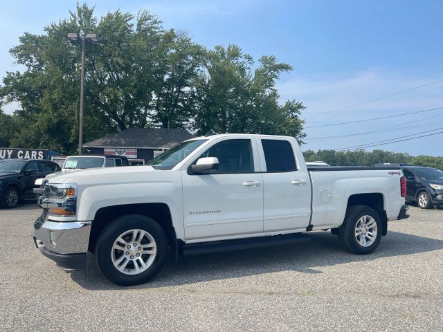 2017 Chevrolet Silverado 1500 LT Image 1 of 47