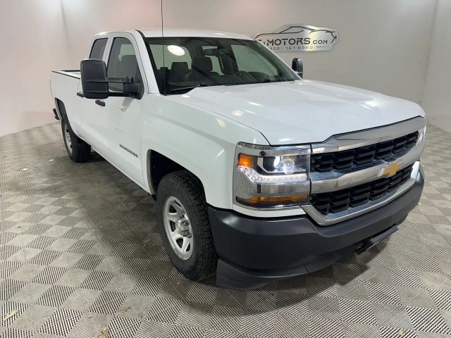 2017 Chevrolet Silverado 1500 Work Truck Image 3 of 32