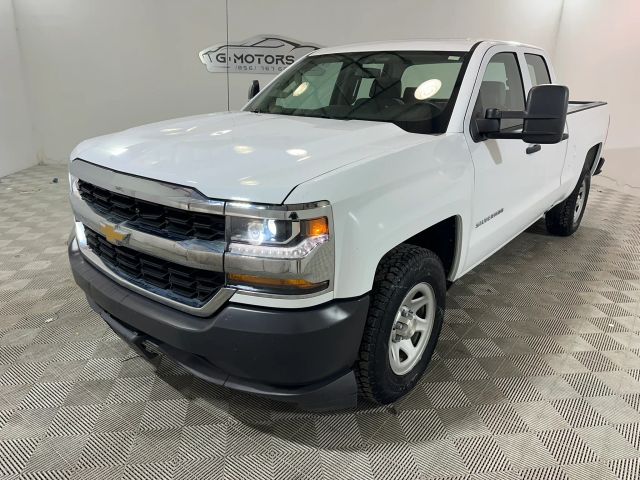 2017 Chevrolet Silverado 1500 Work Truck Image 3 of 33