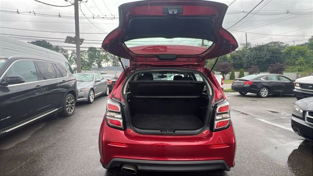 Vehicle image 9 of 43