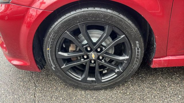 Vehicle image 11 of 43