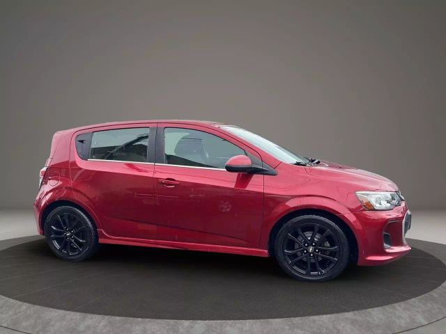 Vehicle image 3 of 43
