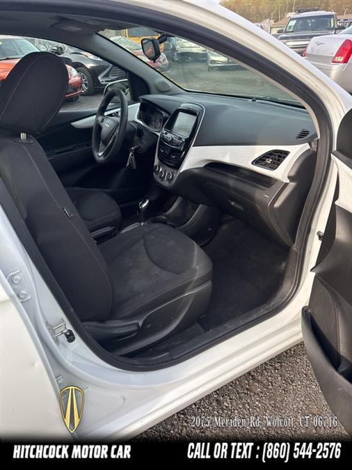 Vehicle image 14 of 15
