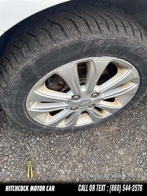 Vehicle image 7 of 15