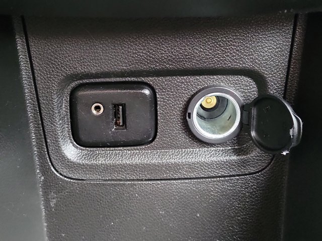 2017 Chevrolet Spark LT Image 21 of 31