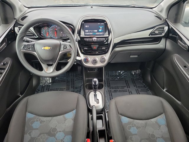 2017 Chevrolet Spark LT Image 9 of 31