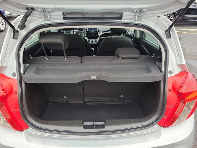 2017 Chevrolet Spark LT Image 6 of 31