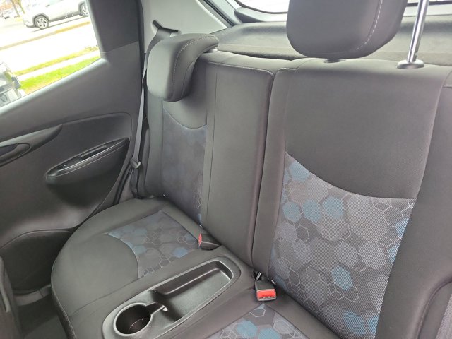 2017 Chevrolet Spark LT Image 7 of 31